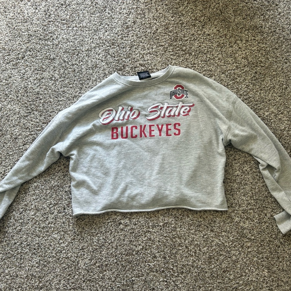 Colosseum Gray Ohio State Buckeyes Sweatshirt